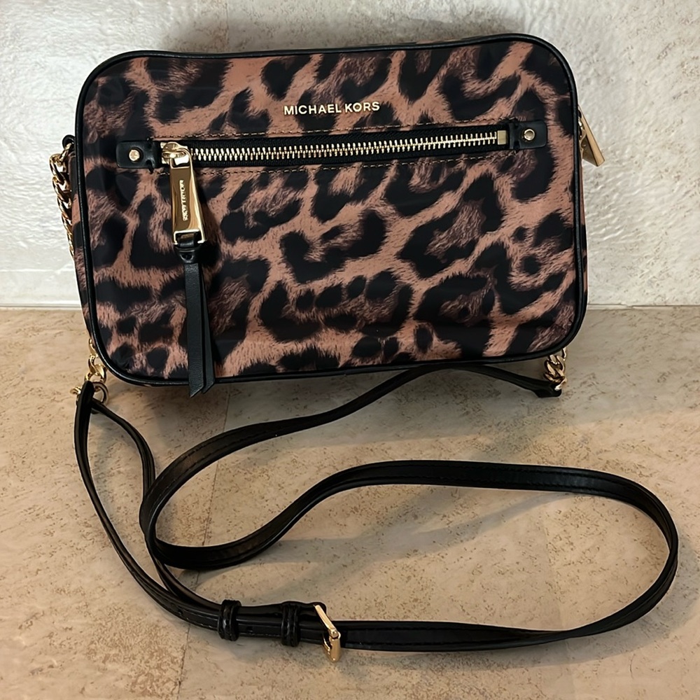 Michael Kors Leopard print crossbody bag